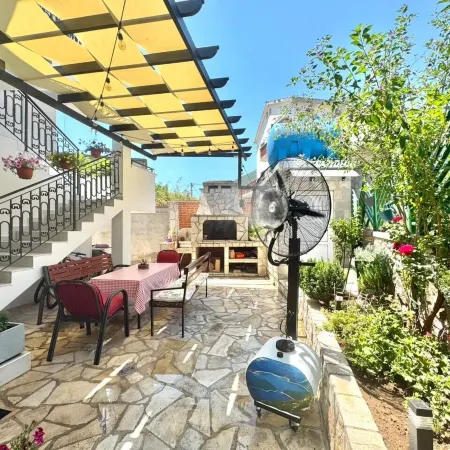 Apartments Janda Bijela