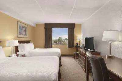 Days Inn by Wyndham Fallsview Hotels in Niagara Falls