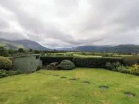 Squirrel Cottage - Pet friendly