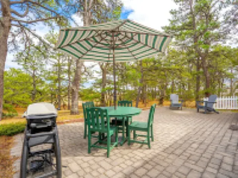 可供四人入住的海景海灘小屋 薩科酒店