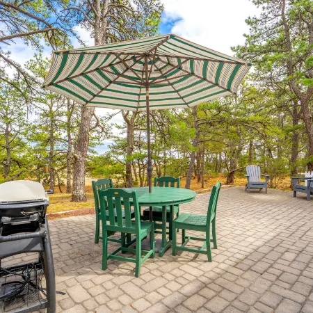 Bayview Beach Cottage For 4!