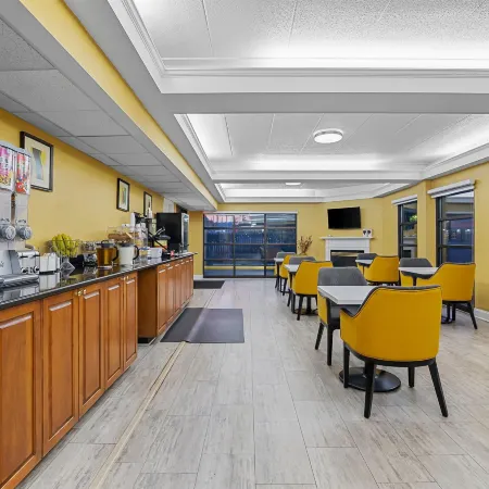 Days Inn by Wyndham Salem