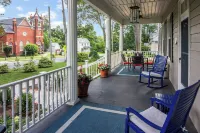 Historic spacious home in the heart of Upperville, VA