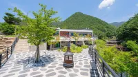 Geochang Pool Villa Bong Stay