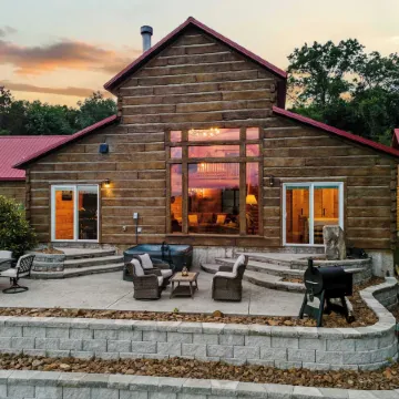 Buffalo Lodge - Stay for 8