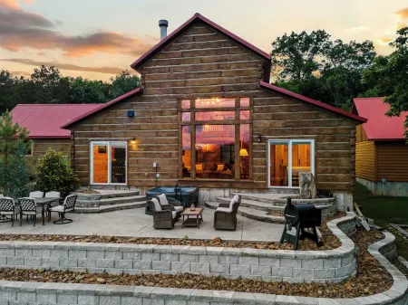 Buffalo Lodge - Stay for 8