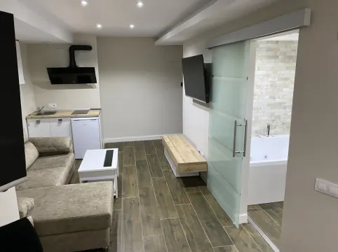 Deluxe Gold 利納雷斯酒店