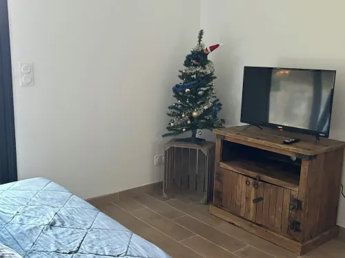 Bas de chalet près du lac Matemale - les Angles (66) Các khách sạn ở Matemale