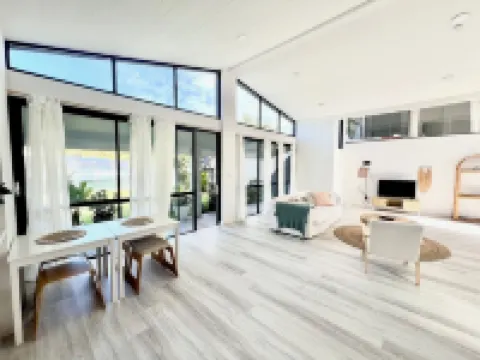 Amazing Ocean Villa close to Natural Rock Pools 馬魯布拉酒店