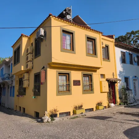 Adahan Bozcaada Otel