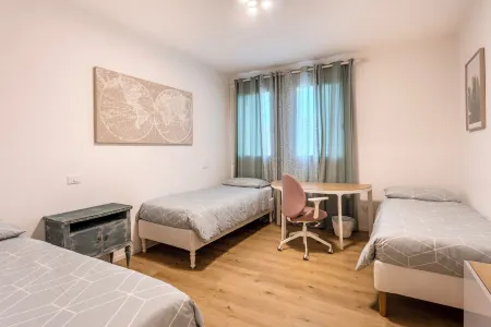 Modern apartment Отели в г. Куарто-д'Альтино