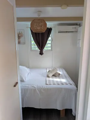 Cosy bungalow in a magnificent park فنادق في 