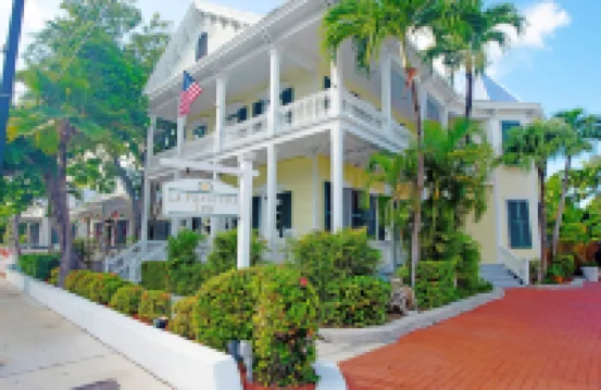Silver Palms Inn