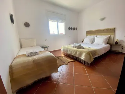 Charming villa facing the sea. Hotels in 