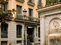 Radisson Blu Boutique Hotel, Madrid Prado Hotels near Police