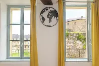 L'élégant des Remparts, Avec vue sur Chateau-fort Hotel a Sedan