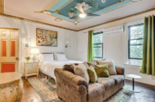 Near Downtown Scranton: Getaway w/ Patio Hotels in Scranton