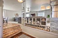 Sioux Center Split-Level Home w/ Game Room! - parking