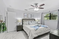 4Br Private Guest Suite Pool PGA Beaches
