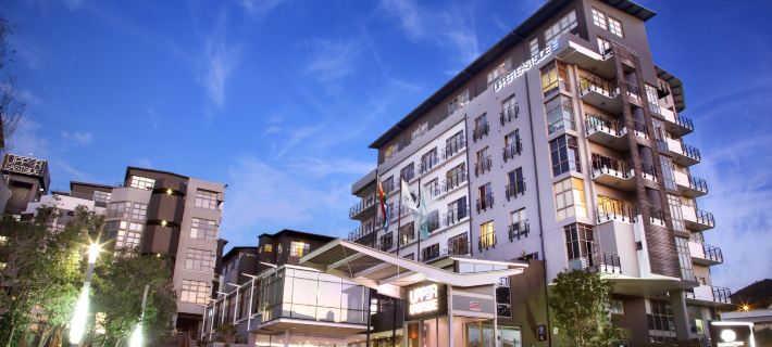 DoubleTree by Hilton Cape Town - Upper Eastside Hotels in Cape Town