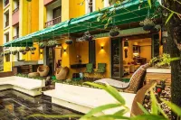 Lavasa's luxurious deck apartment Hotels in Lavasa