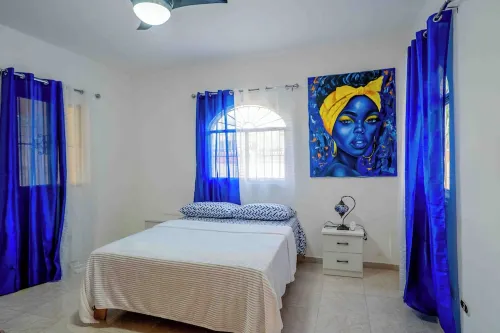 Charming 3-bedroom house with wifi and AC in Higuey, have a local experience!!