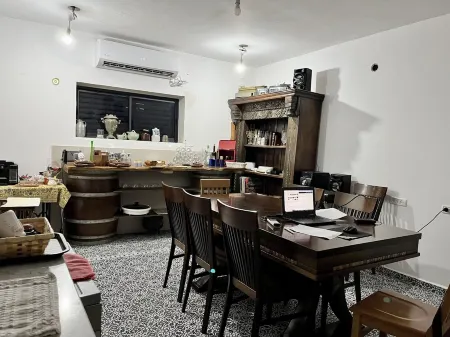 Ahuzat Shaul Seaside Honeymoon Suite Number 5