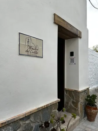 Charming house Отели в г. Бедмар