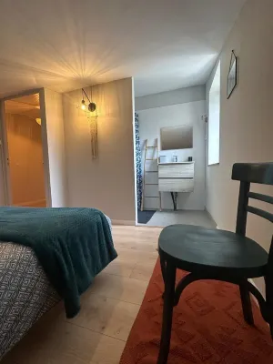 Charming renovated house located in a peaceful hamlet, ideal for 4 people. Hôtels à : Saint-Marcel-d'Ardèche