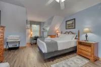 Lazy Daze - 3Br Cabin w/Mountain Views, Wrap Porch, Sauna, Firepit!