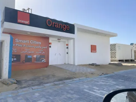 Elegant 4-Bedroom Beachfront Chalet with WiFi & AC in Beautiful Fouka Bay