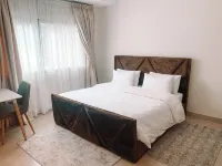 Wonder Studio near Airport