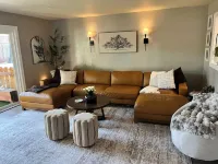 Montreal manor-beautiful and spacious home in Concord