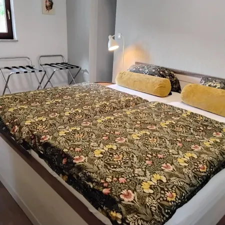 Chalet, with fenced garden of 200m2. Your dog is also welcome Отели в г. Бад-Закса