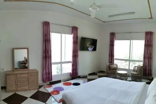 Valley Guest Villa,  7 bedrooms with private bathroom. Al Hamra 호텔