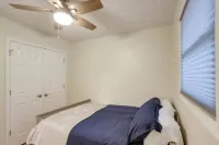 Newly remodeled! Pool/Game Room/WiFi/Trailer Parking, Close to area attractions!