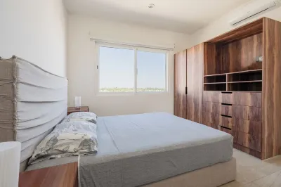 PH in Acapulco - Private Beach Club - Pool - WiFi Hotels in Boulevard Barra Vieja