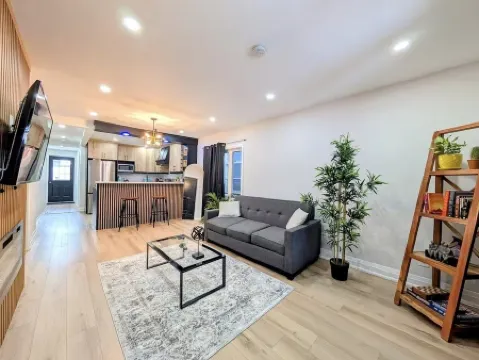 Bright 2BR Home – Walk to Shops & Restaurants