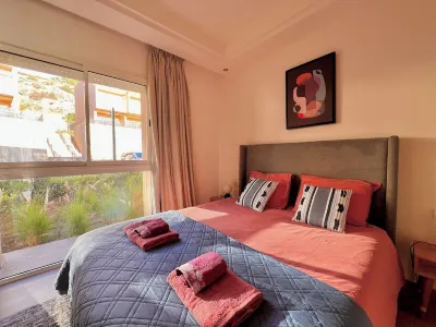 The Blue Anchor with Pools & Beach Access in Taghazout Bay Hôtels à proximité de : Airport Agadir Taxi