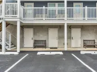 Cozy 1-bedroom condo in Lavallette, located 1 block from beach Ξενοδοχεία στην πόλη Lavallette