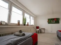Serviceroom24 - Space in Gladbeck WLAN - Smart-TV - 24-7 check-in and kitchen Hotels in Gladbeck