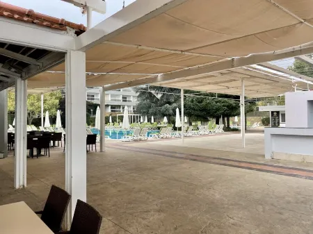 Charming Country Club Ehden apartment