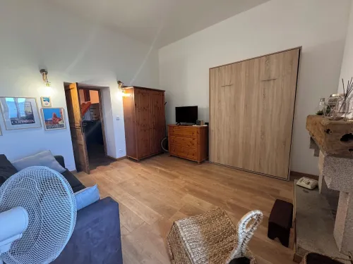 Atypical village apartment Hotels in Olmeto