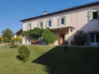 Cosy cottage in the heart of nature with swimming pool