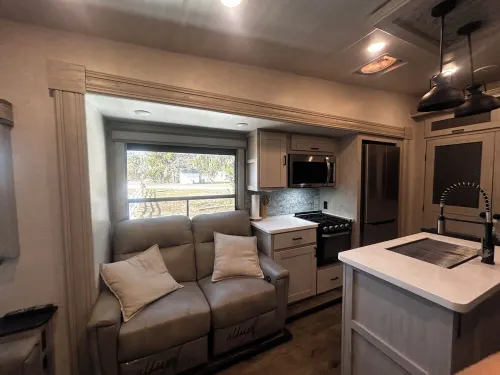 Cozy Camper on a mini farm with marsh front views!