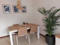 Cozy apartment on the beach Hotels in Calafell