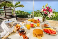 5 Star Beachview PH W/ Rooftop Terrace &Jacuzzi