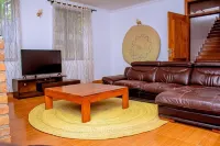Oreteti Home offers stunning Landscapes with a breathtaking view of Mount Meru.