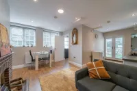 Cozy One Bedroom Cottage With Spacious Garden + BBQ Hotels in Westerham