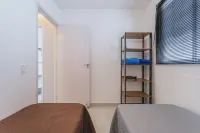 Apto pet-friendly com Ar e garagem no Recreio فنادق في Recreio dos Bandeirantes